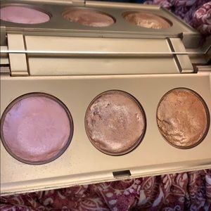 Stila highlight glow palette